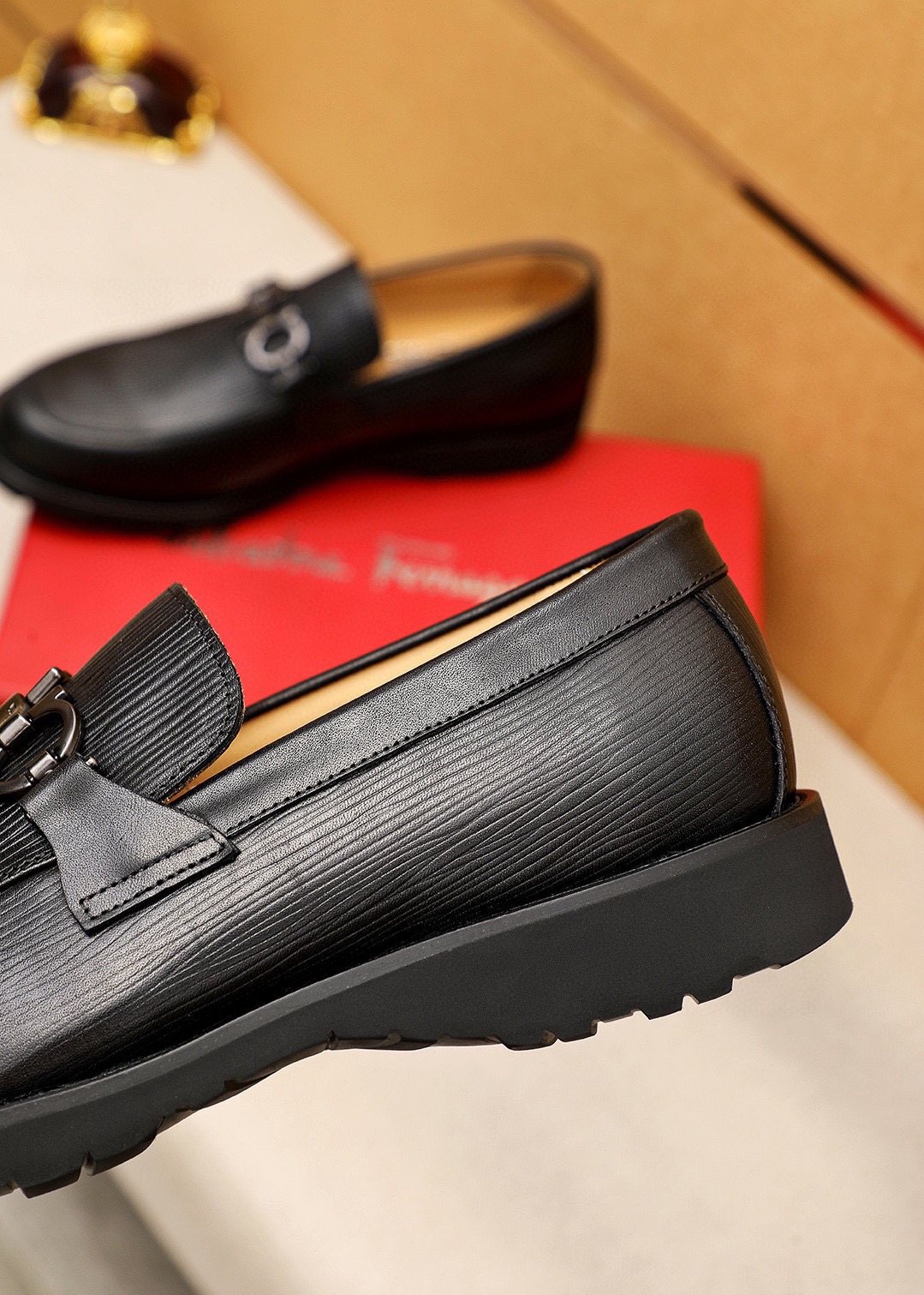 Ferragamo Black Textured Bit Loafers — detail