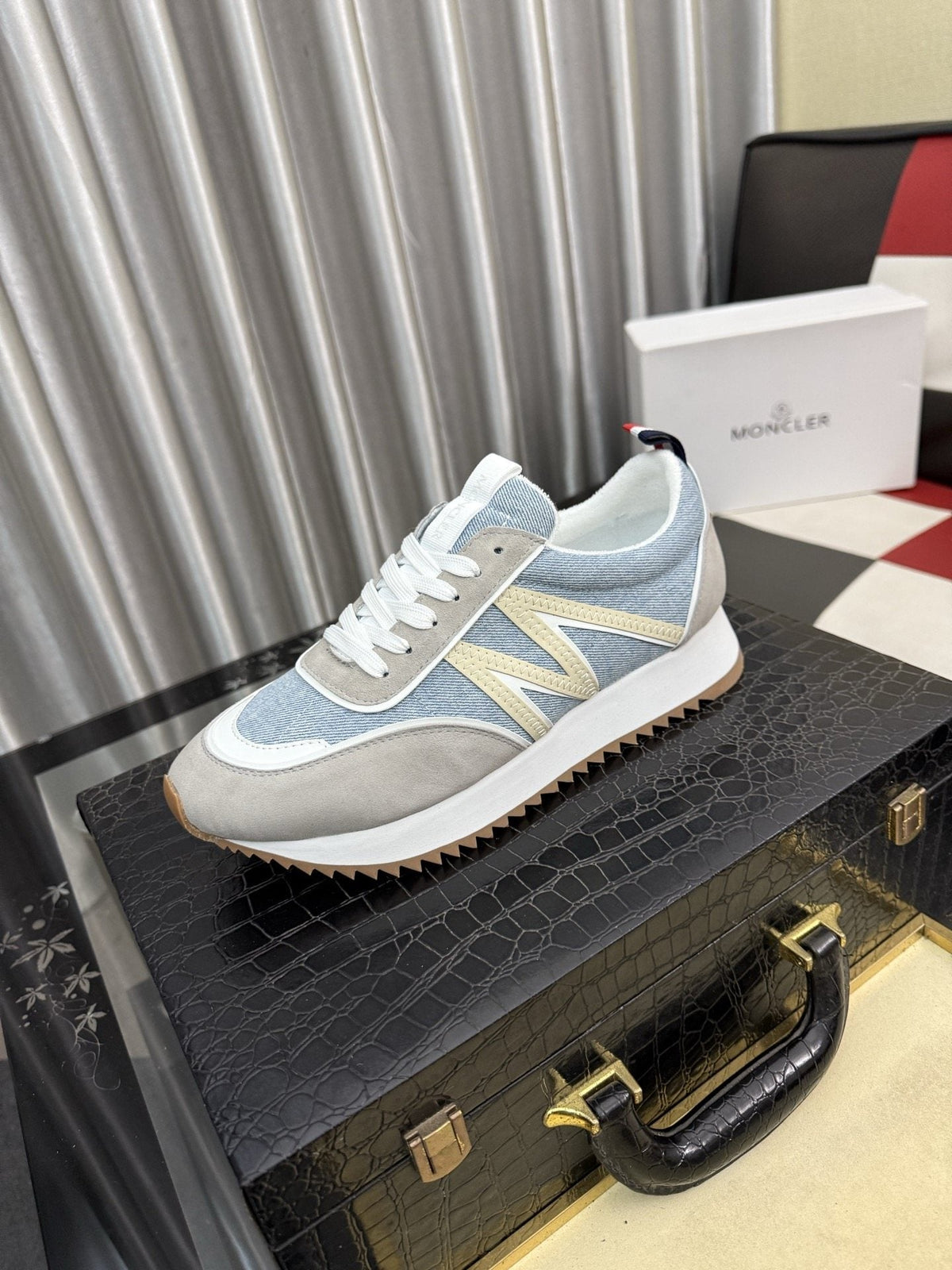 Moncler Light Blue Panel Low-Top Sneakers — hero